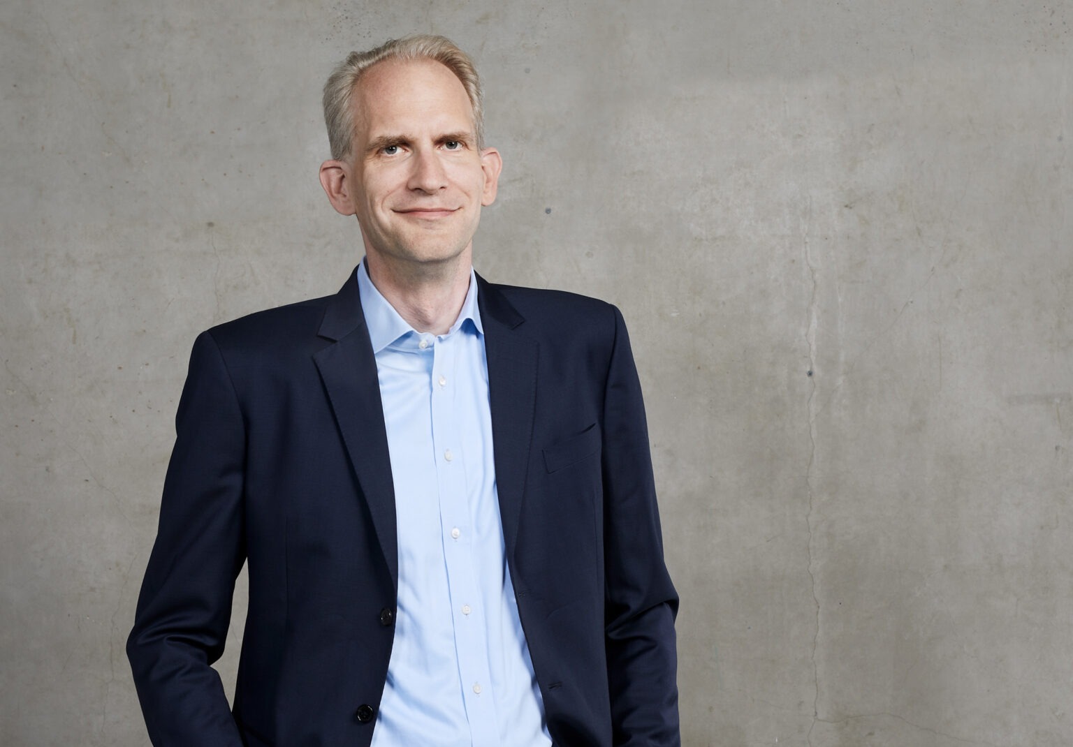 REIUS. Dr. Christian Thiele